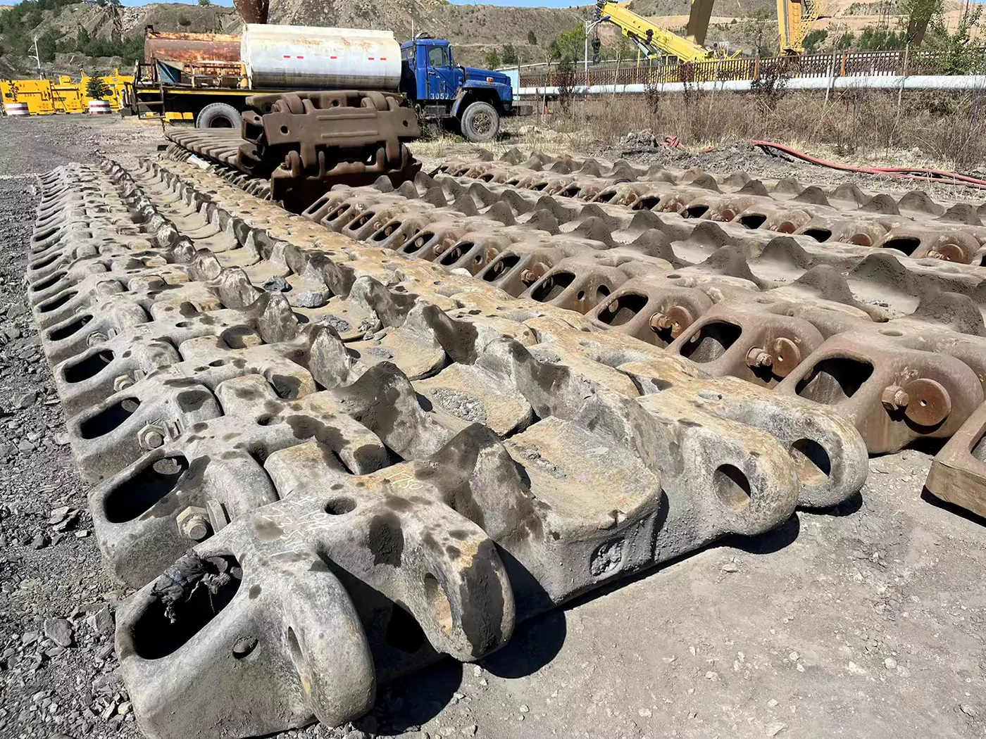 Shovel Undercarriage Parts 33 Engineering Machinery Parts2