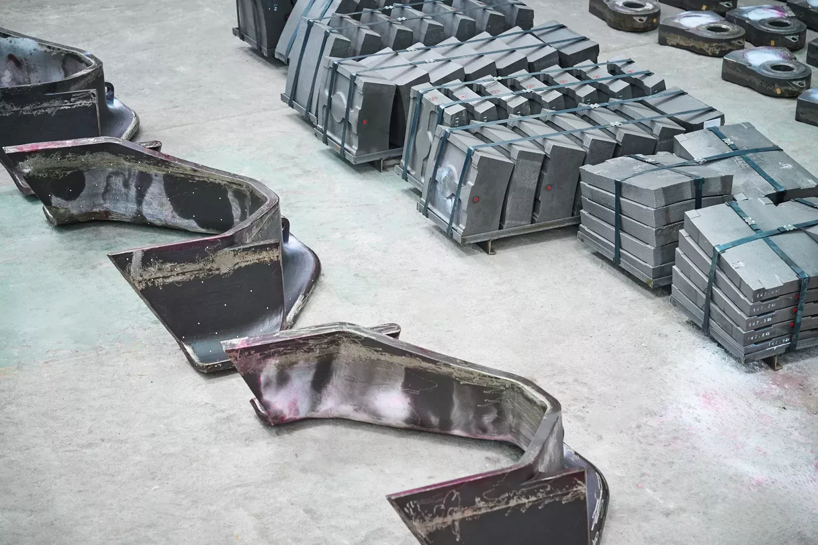 Gyratory Crusher Wear Parts Concave Alloy Steel 6