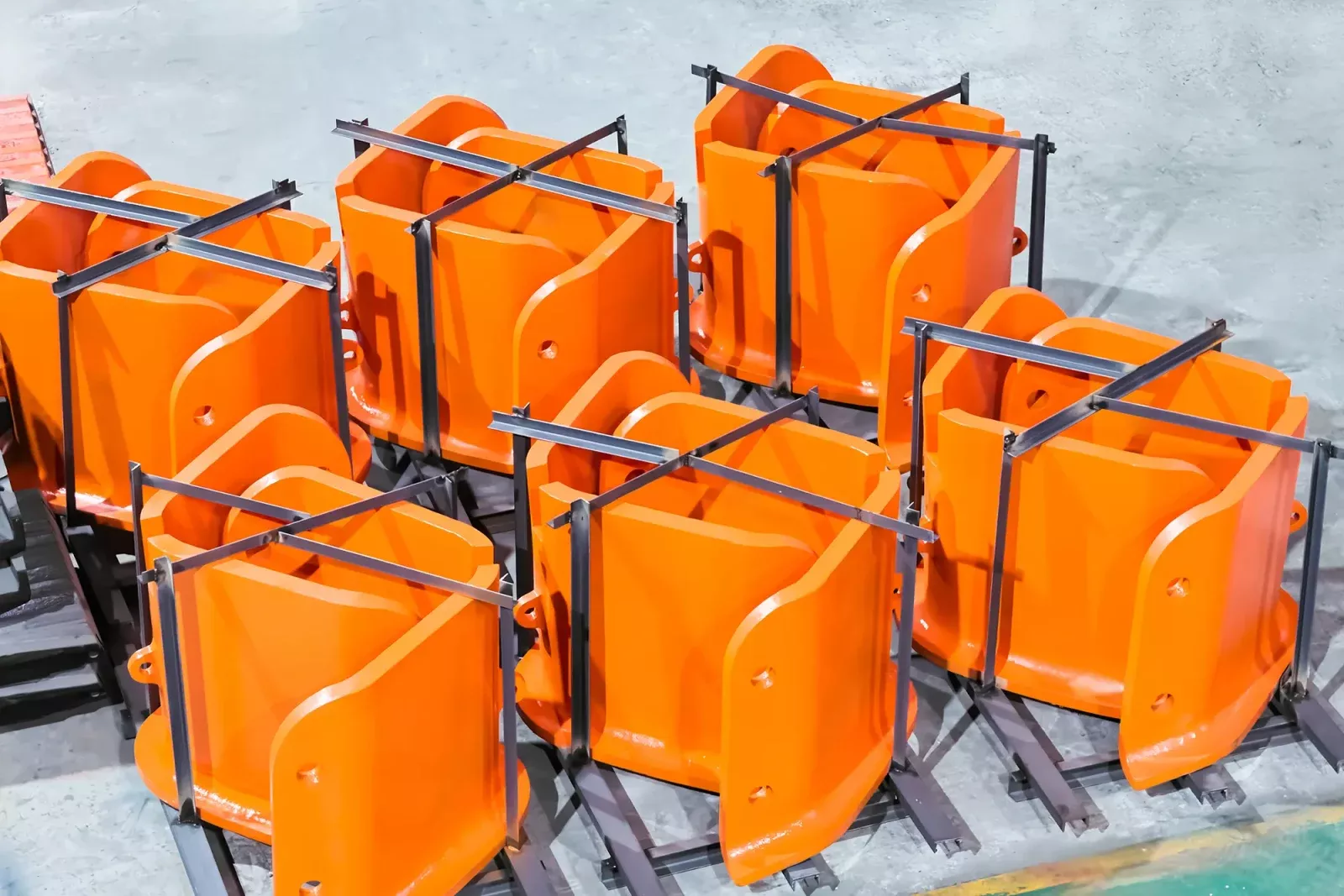 Gyratory Crusher Wear Parts Spider Shield Spider Cap 15