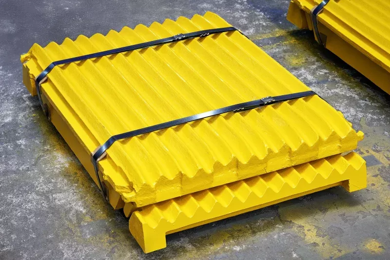 High-Aluminum And High-Manganese Steel Jaw Crusher Wear Parts Toothed Plate